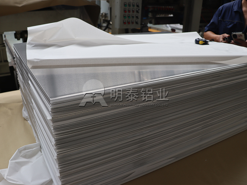 6061铝板：插片式散热器的理想选择，优势尽显无疑